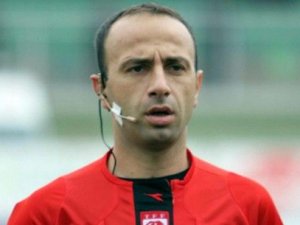 Trabzonlu hakemin “DEV” başarısı!