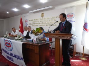 Trabzon'da emlakçılar 4. kez Ayhan Taflan'la devam dedi