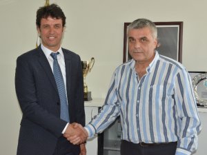 Akhisar Belediyespor artık ona emanet