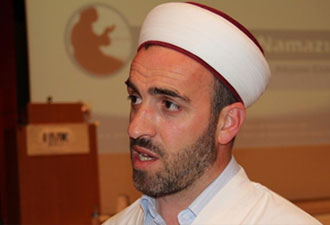 Oflu hocaya yasak geldi!