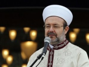 Görmez Cumhurbaşkanlığı iftarına yeni zırhlı aracıyla gitti
