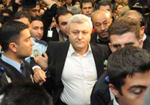 Tuncay Özkan tutuklandı