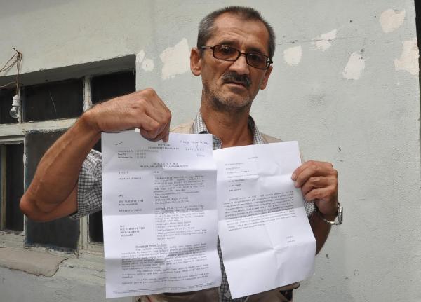 Beypazarı'nda 'çim biçme makinası' isteyen Ak Partililer Karayolları bekçisini dövdü iddiası