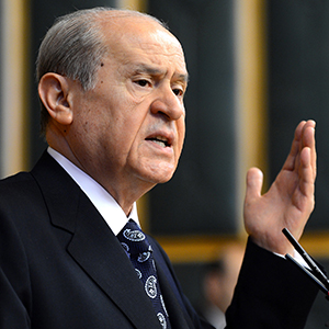 Bahçeli Parti'den kovacak...