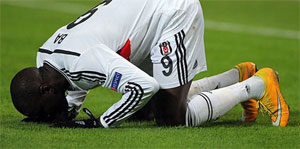 Demba Ba resmen transfer oldu!