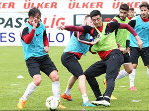 Trabzonspor toplanıyor