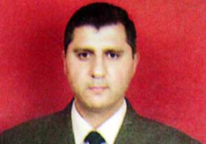 Şehidin mezarında gözyaşı vardı