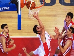 Milliler yarı finalde!