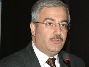 Başbakan Davutoğlu'na yeni başdanışman