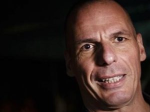 Yunanistan Bakanı istifa etti