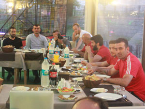 Şampiyonlar iftarda buluştu!