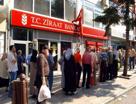 Emekli maaşları yatacak mı?