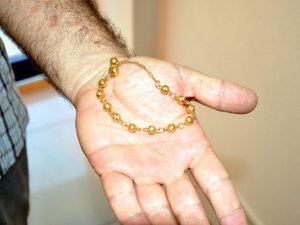 Kuyumcuya sahte altın sattılar