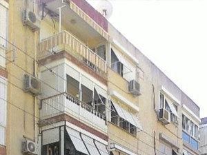 5’inci kattan ölüme atladı