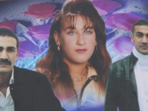 “Eşimle kuzenimin porno filmini gördüm“