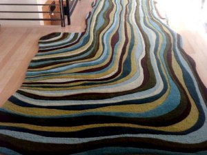 Şeyda Elif Güven halı satıyor