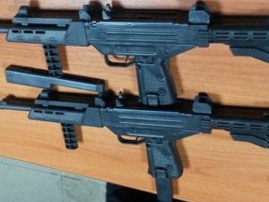 PKK çocuklara bakın ne dağıttı