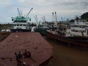Balıkçı tekneleri yeni sezona hazırlanıyor