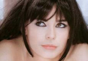 Pelin Batu'dan sıradışı sözler