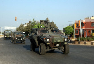 Profesyonel komandolar sınıra gitti