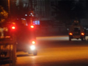 Hükümet Konağı ve köprüye bomba!