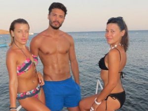 Nurcan-Aycan Şencan kardeşler oyuncu oldu