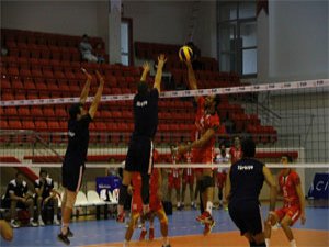 Milliler Romanya’yı mağlup etti