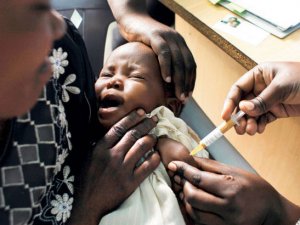 İlk sıtma aşısına onay çıktı