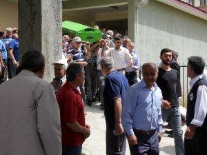 Tren hattına bombalı saldırı: 1 ölü