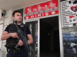 Dershane ve özel okullara polis baskını