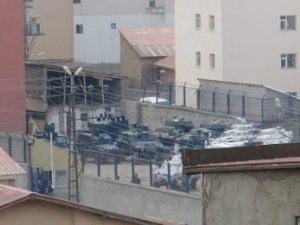 Altın fiyatları neden düşüyor?