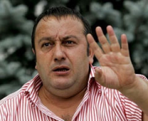 İsmail Türüt, Kadir İnanır'a seslendi