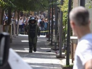 Şüpheli paketten bomba çıktı!