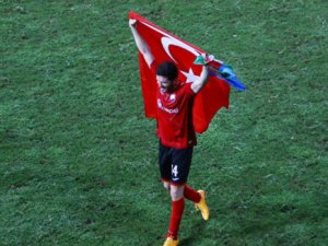 Azerbaycan’da Türk Bayrağı