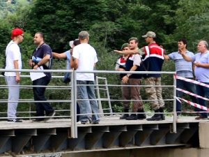 Arhavi’de durdurma kararlı HES inşaatına çevreci baskını