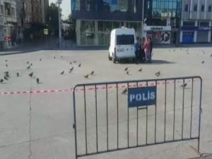 Taksim’de şüpheli çanta paniği