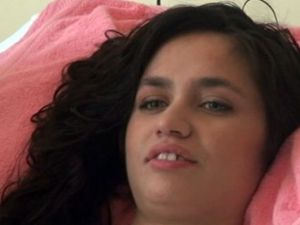 Mutlu Kaya ayağa kalktı