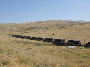 Terör tren seferlerini aksattı