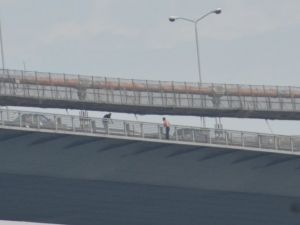 Boğaziçi Köprüsü’nde 5 saatlik intihar girişimi