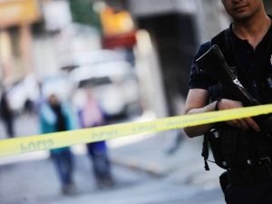 İstanbul’da 16 adrese eş zamanlı terör operasyonu