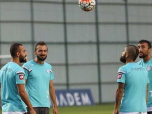 Çaykur Rizespor'da parola 3 puan