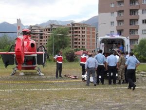 PKK'lılar yol kesince...