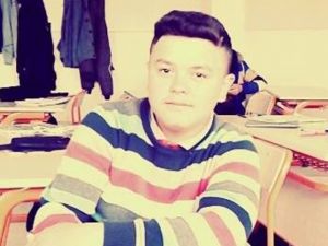 Kamyonun kapağı açıldı: 2 ölü, 4 yaralı