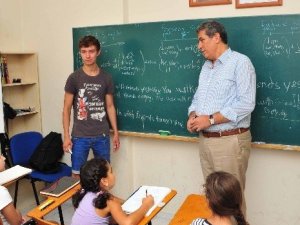 Minikler Tatilde Hem Eğlendi, Hemde İngilizce Öğrendi