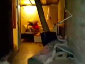 Suriyeli kadına eşinin gözleri önünde günlerce tecavüz etmişler