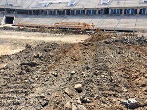 Akyazı’da çim çalışması başladı