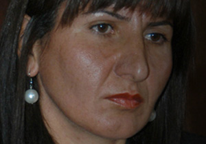 Başkanın arabası arandı