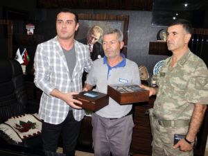 Terör saldırısını önleyen kahraman sürücüye ödül