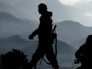 Şırnak’ta askeri birliğe saldırı: 3 yaralı