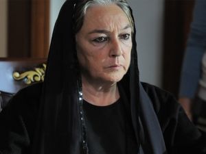 Oyuncu Tomris İncer’e kanser teşhisi konuldu!